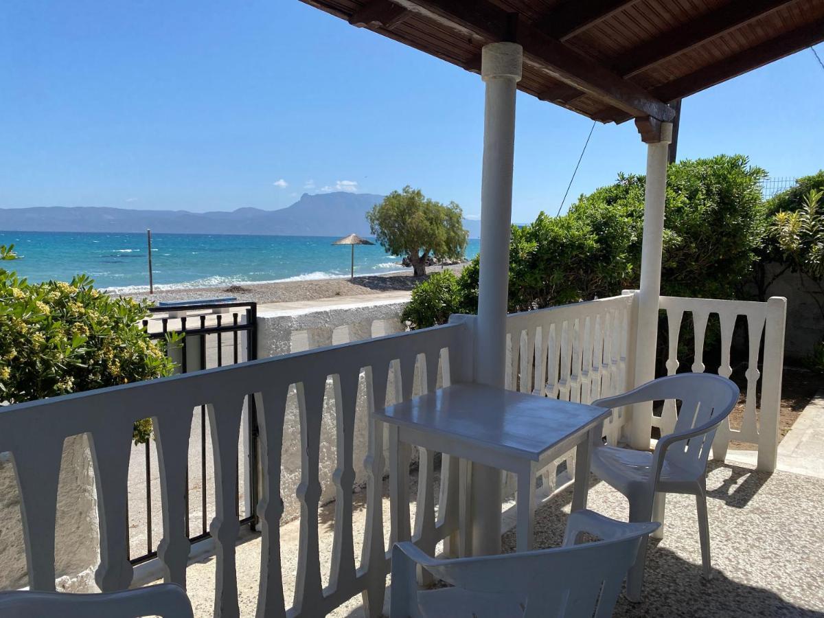 Alexia'S Beach House Káto Ássos Екстериор снимка