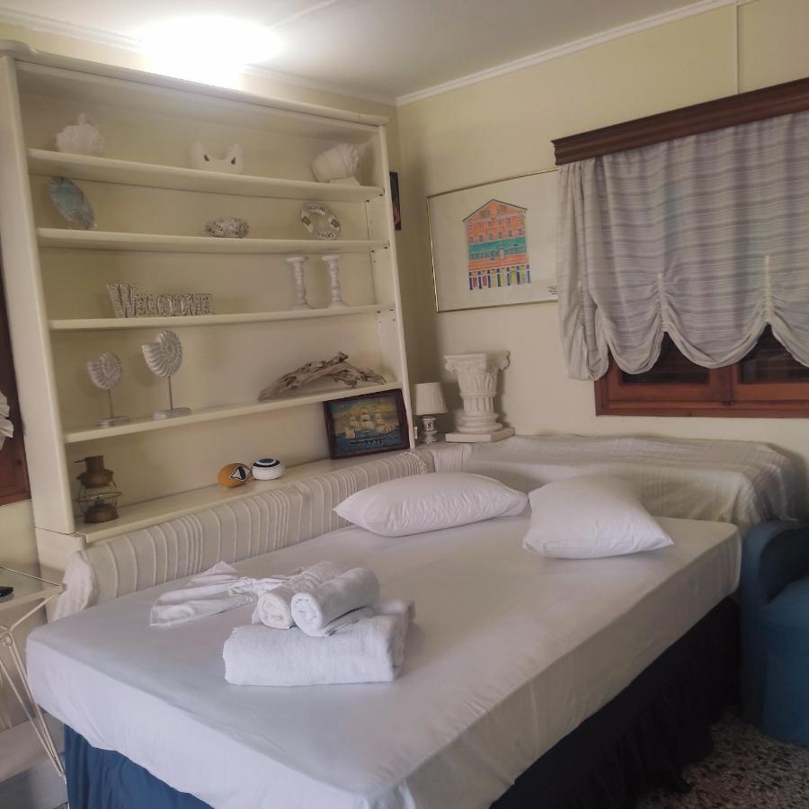 Alexia'S Beach House Káto Ássos Екстериор снимка